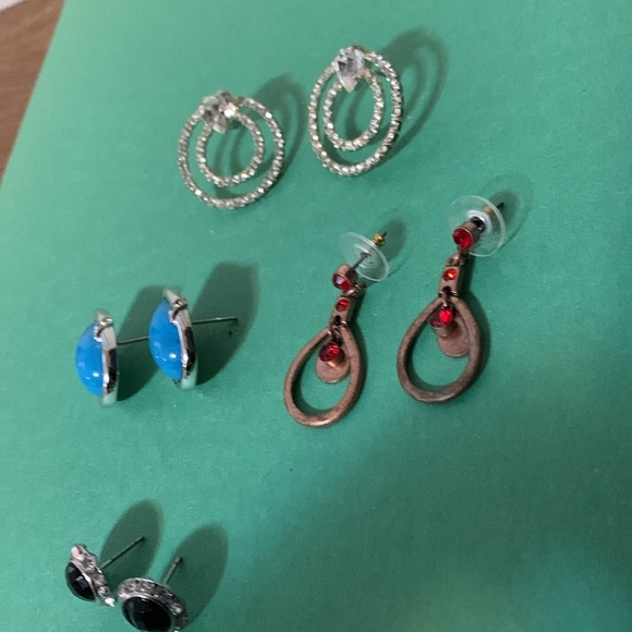 Beautiful earrings, 4 pairs - Picture 4 of 8